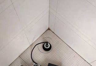邓州卫生间漏水维修之 loft 夹层储藏室毗邻暗管渗水哪家好，推荐诚匠小爱修缮